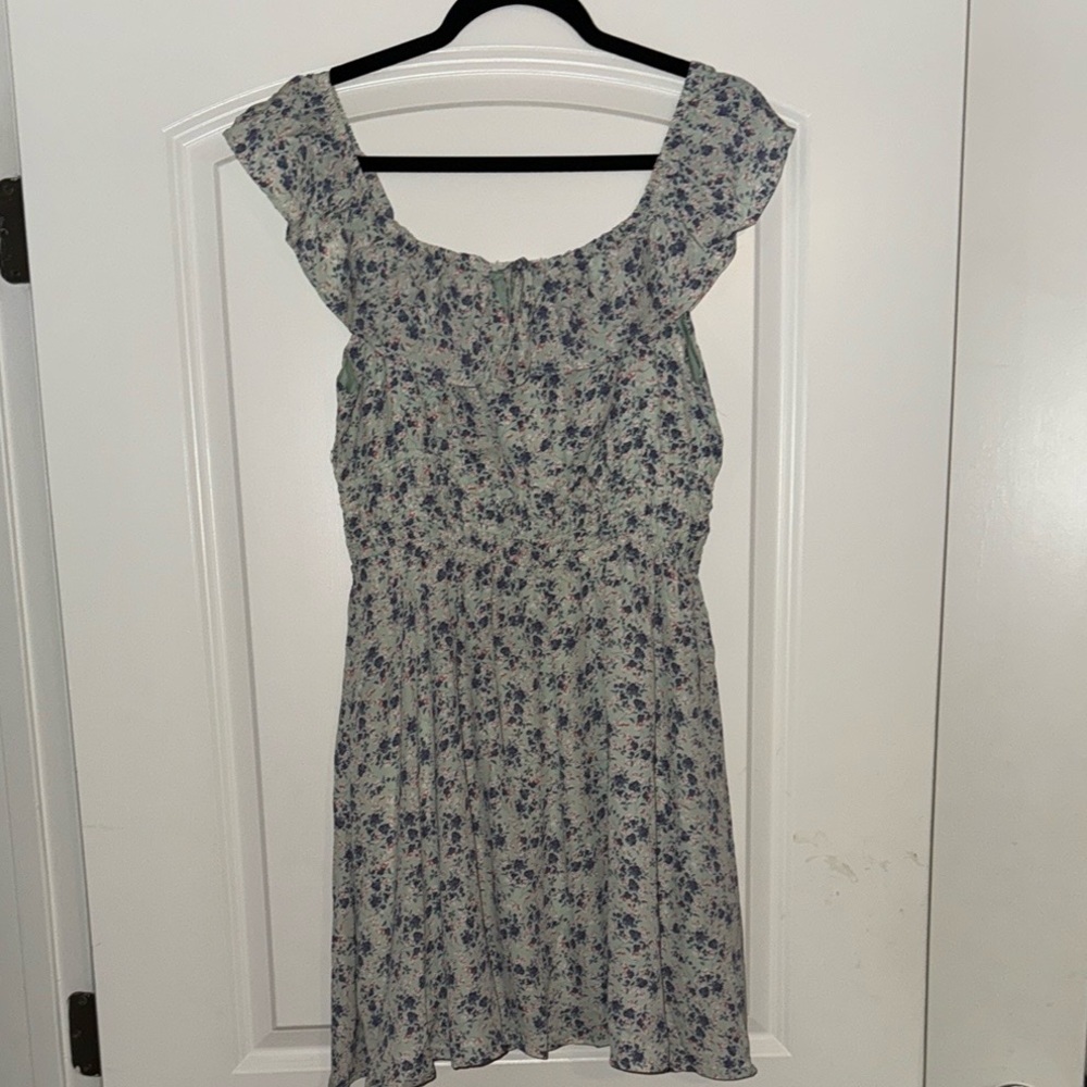 White and Blue Sleeveless Mini Sundress with Flutter Sleeves